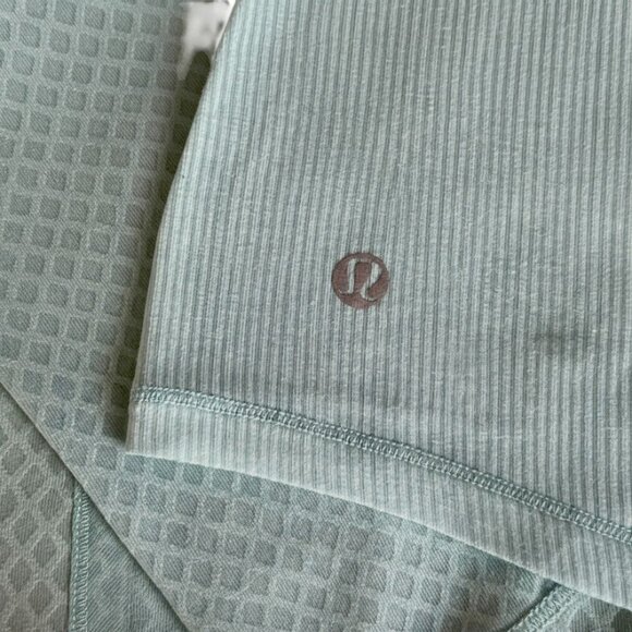 Lululemon Long Sleeve Green Stripe Diamond Sheer Pullover XS Sheer Top - Picture 5 of 5